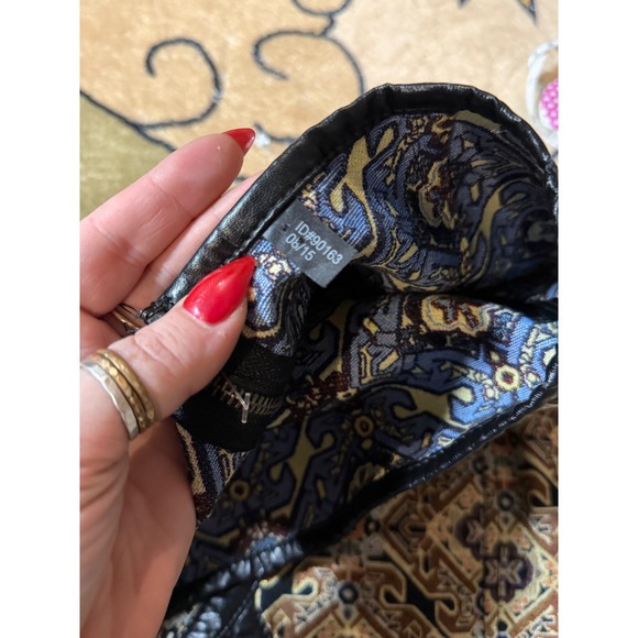 Reversible Tapestry Mini Skirt Faux Leather Trim Geometric Medallion ID 90163 - Picture 3 of 5